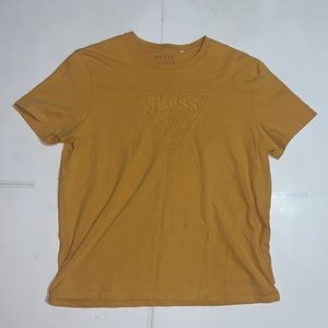 💎GUESS💎 Men’s Yellow Tee Size Large